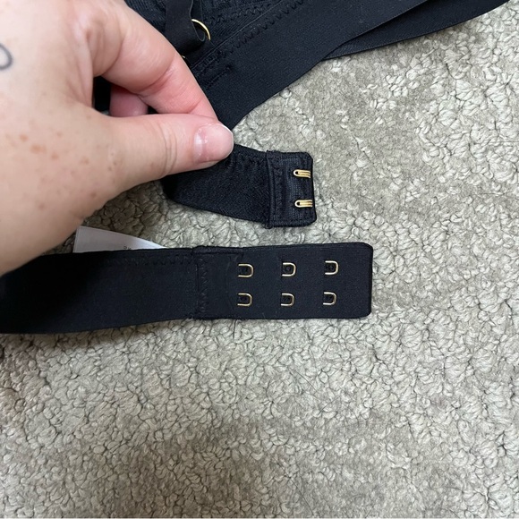 NWOT Women's Aerie Velvet Stripe Triangle Bralette size Large in True Black - Picture 7 of 7